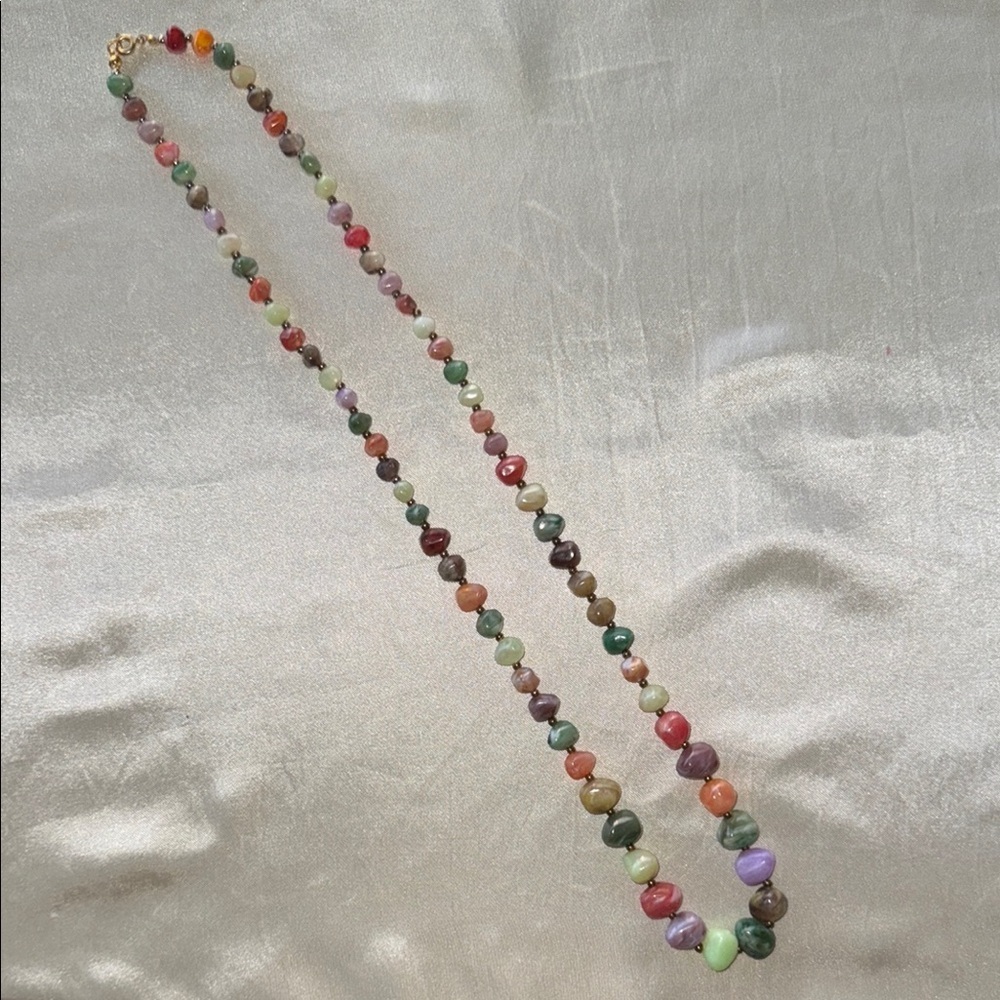 Vintage Graduated Lucite Marbled Stone Multicolor Beaded Necklace Gold Spacers - Picture 2 of 9